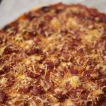 Pizza aux oignons rose de Roscoff et chorizo