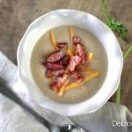 Velouté de chou-fleur, lardons et cheddar