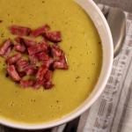 Soupe de pois cassés à la saucisse de Morteau