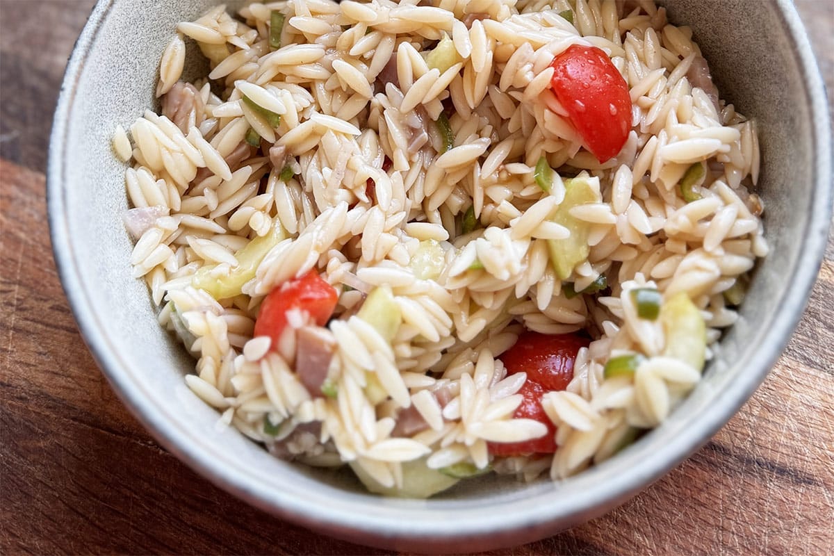 Salade de risoni estivale